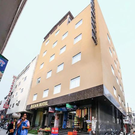 Airport Hotel Bollywood Paradise Neu-Delhi Exterior foto